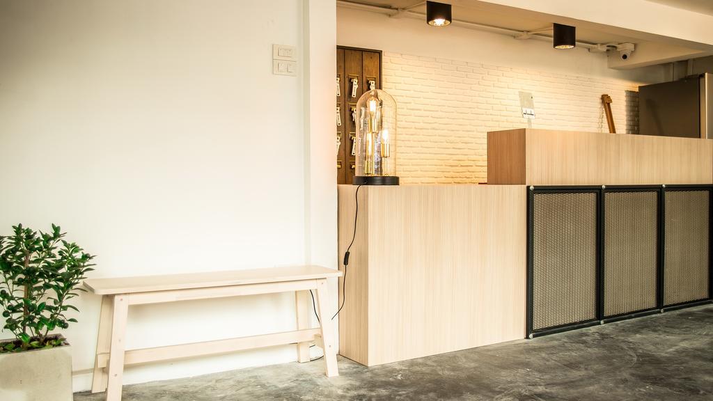 The Rabbit'S Hole Hostel Bangkok Ngoại thất bức ảnh